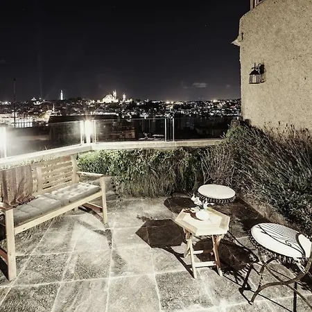 Baylo Apartment *